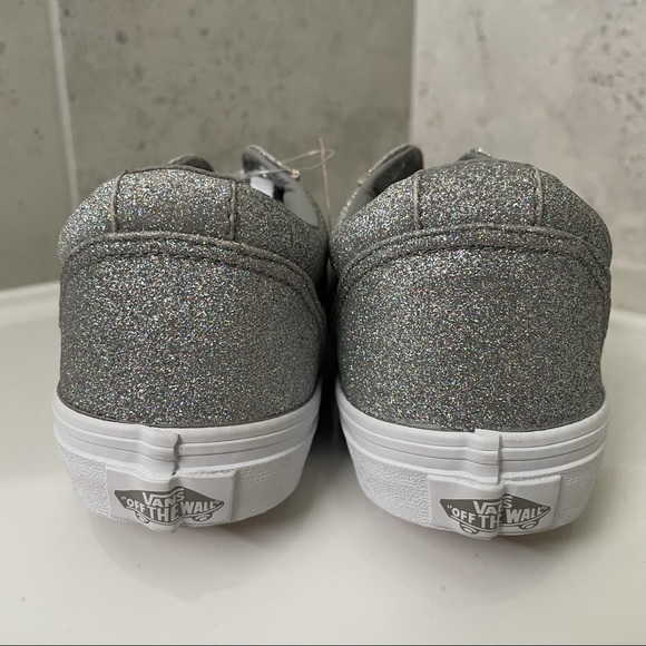 SOLD Vans Kids' Ward Low Top Sneaker Size 4 Youth - Picture 8 of 11